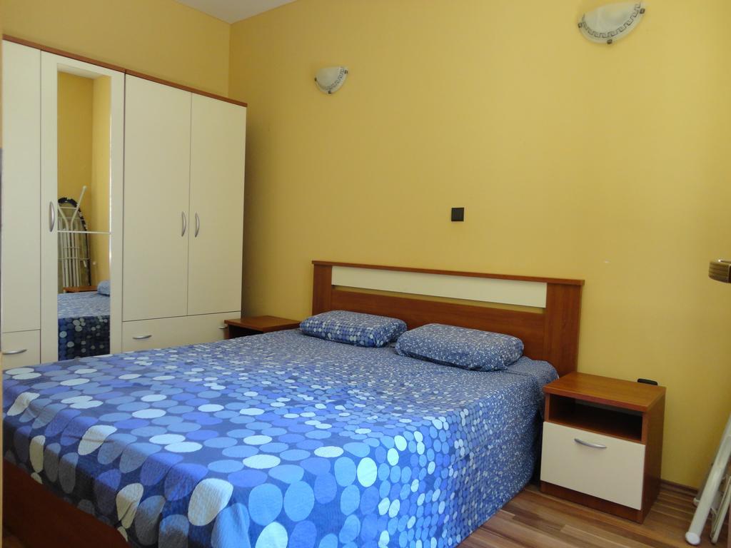 Apartment Ivana Biograd Na Moru Εξωτερικό φωτογραφία